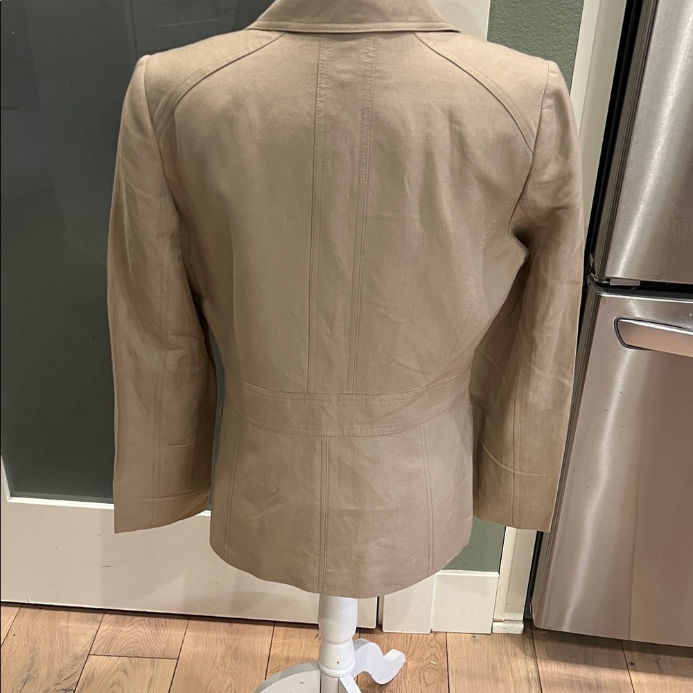 Tahari Beige  55% linen Blazer Jacket, 8 - Picture 3 of 7